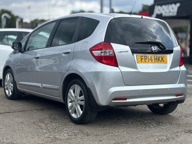 Honda Jazz 2014 1.4 I-vtec Es Plus Cvt Euro 5 Red #11