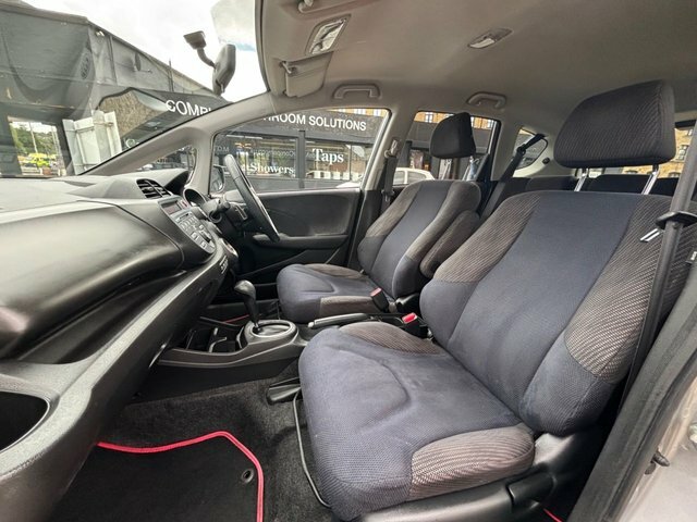 Honda Jazz 2014 1.4 I-vtec Es Plus Cvt Euro 5 Red #30