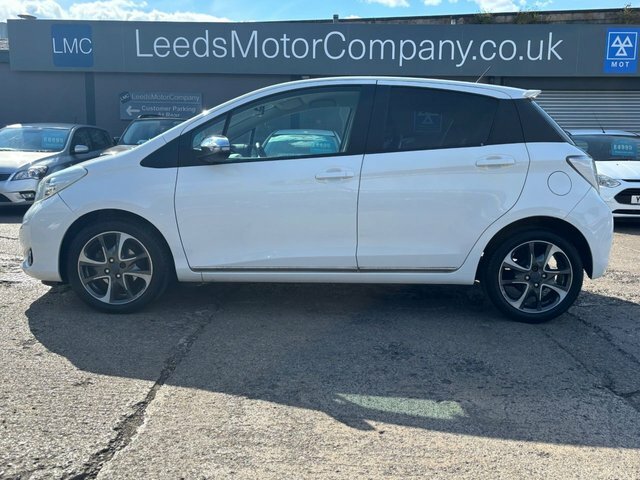 Toyota Yaris 1.5 Vvt-h Icon Plus White #11