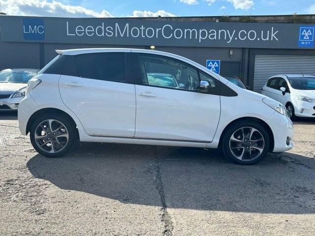Toyota Yaris 1.5 Vvt-h Icon Plus White #21