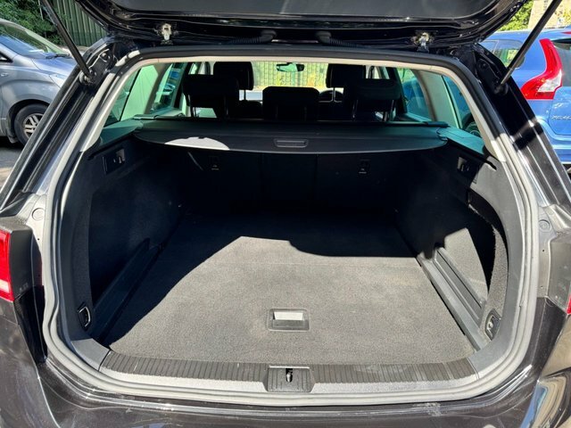 Volkswagen Passat Saloon 1.6 Tdi Bluemotion Tech Se Business Dsg Eur Black #22