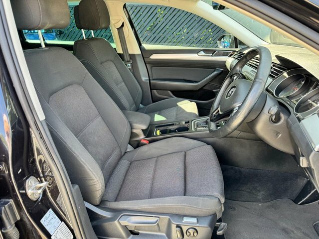 Volkswagen Passat Saloon 1.6 Tdi Bluemotion Tech Se Business Dsg Eur Black #27
