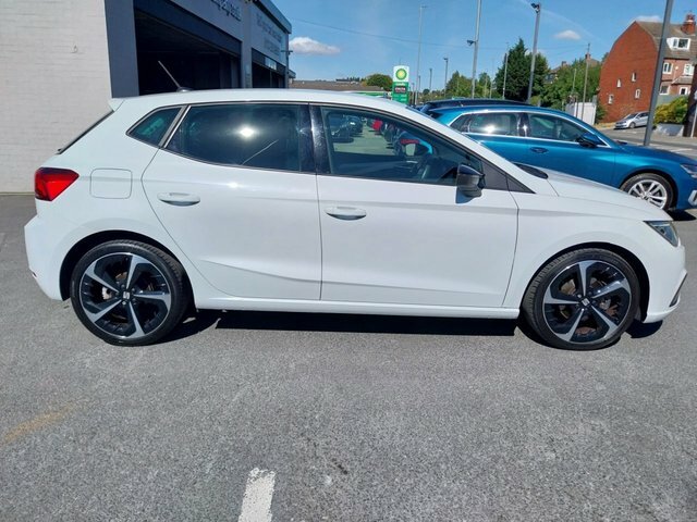 Seat Ibiza Hatchback White #2