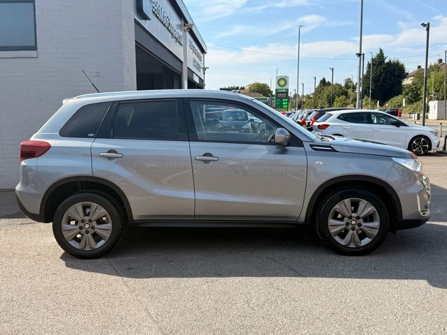 Suzuki Vitara Suv Grey #2
