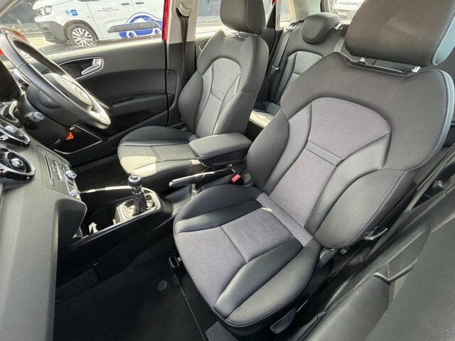 Audi A1 1.2 Tfsi Sport Sportback Euro 5 White #28