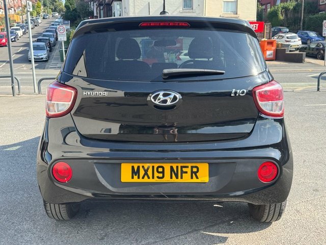 Hyundai I10 Hatchback Black #4