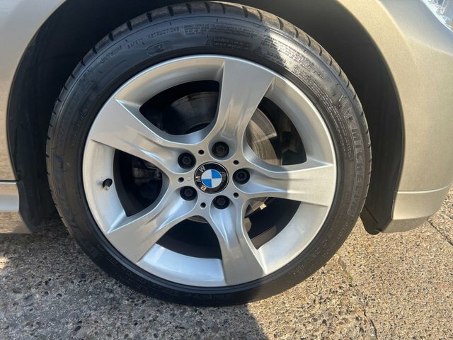 BMW 3 Series 2.0 320D M Sport Saloon Euro 5 Black #27