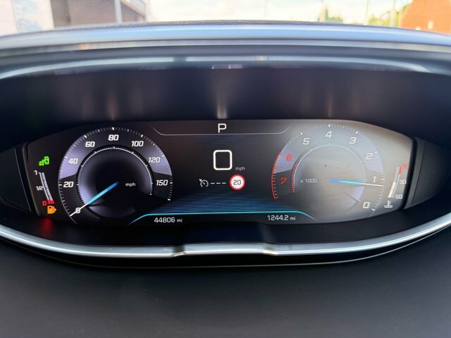Peugeot 3008 1.5 Bluehdi Allure Eat8 Grey #36