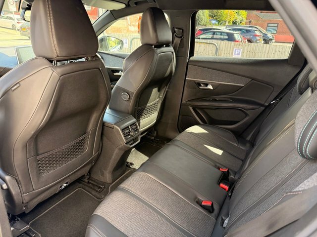 Peugeot 3008 1.5 Bluehdi Allure Eat8 Grey #24