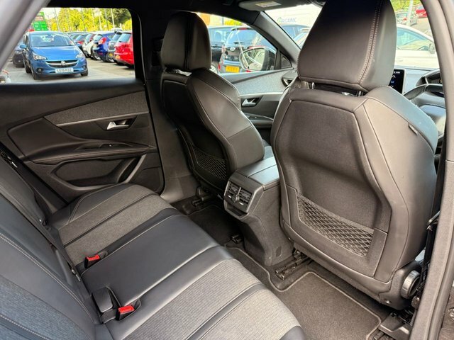 Peugeot 3008 1.5 Bluehdi Allure Eat8 Grey #28