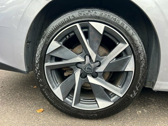 Peugeot 308 SW 1.2 Puretech Allure Estate Eat Euro 6  #18