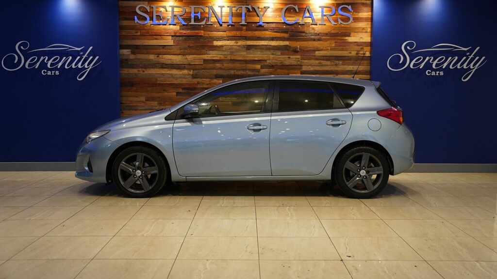 Toyota Auris 2013 1.6 V-matic Sport Hatchback Blue #5