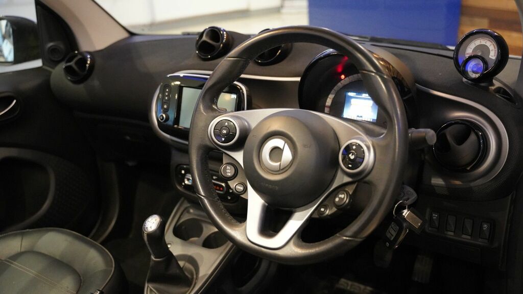 Smart Fortwo Cabrio Convertible 17.6Kwh Prime Premium Cabriolet Green #30