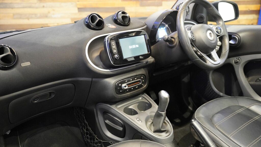 Smart Fortwo Cabrio Convertible 17.6Kwh Prime Premium Cabriolet Green #17