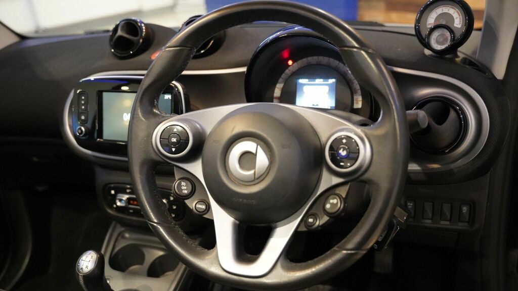 Smart Fortwo Cabrio 2017 1.0 Prime Premium Cabriolet Manu Black #6
