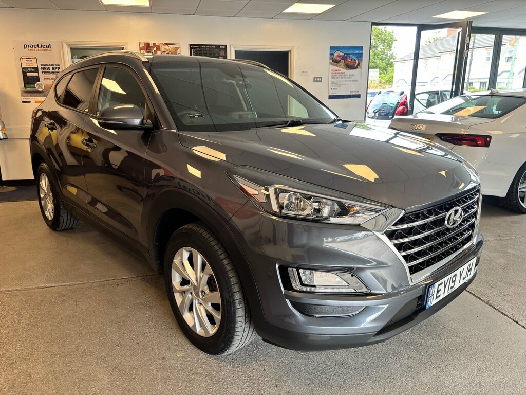 Hyundai Tucson 1.6 Gdi Se Nav Suv Euro 6 Ss Grey