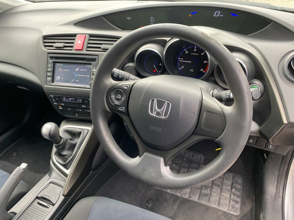 Honda Civic 1.6 I-dtec Se Plus Tourer Euro 5 Black #16