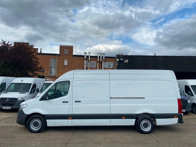 Mercedes-Benz Sprinter 2.0 315 Cdi L3 White #2
