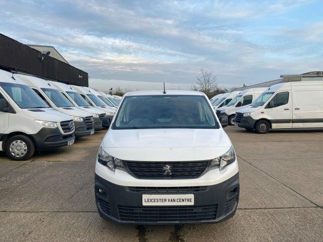 Peugeot Partner 1.5 Blue Hdi Professional NU70VUW White #2