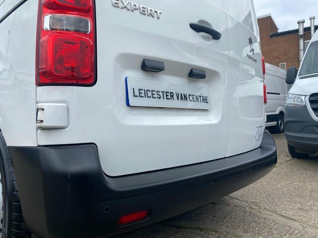 Peugeot Expert 1000 1.6 Bluehdi 115 Professional Van White #10