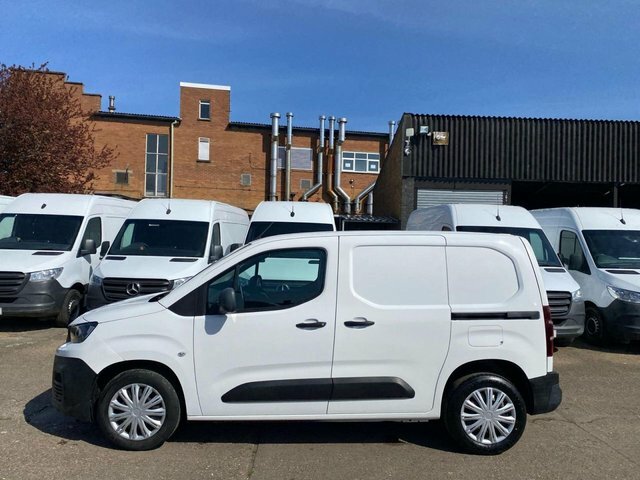Peugeot Partner 1.5 Blue Hdi Professional White #2