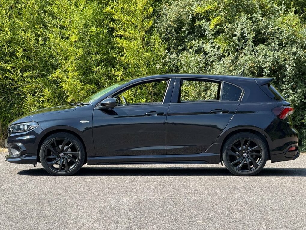 Fiat Tipo 1.4L Sport Black #4