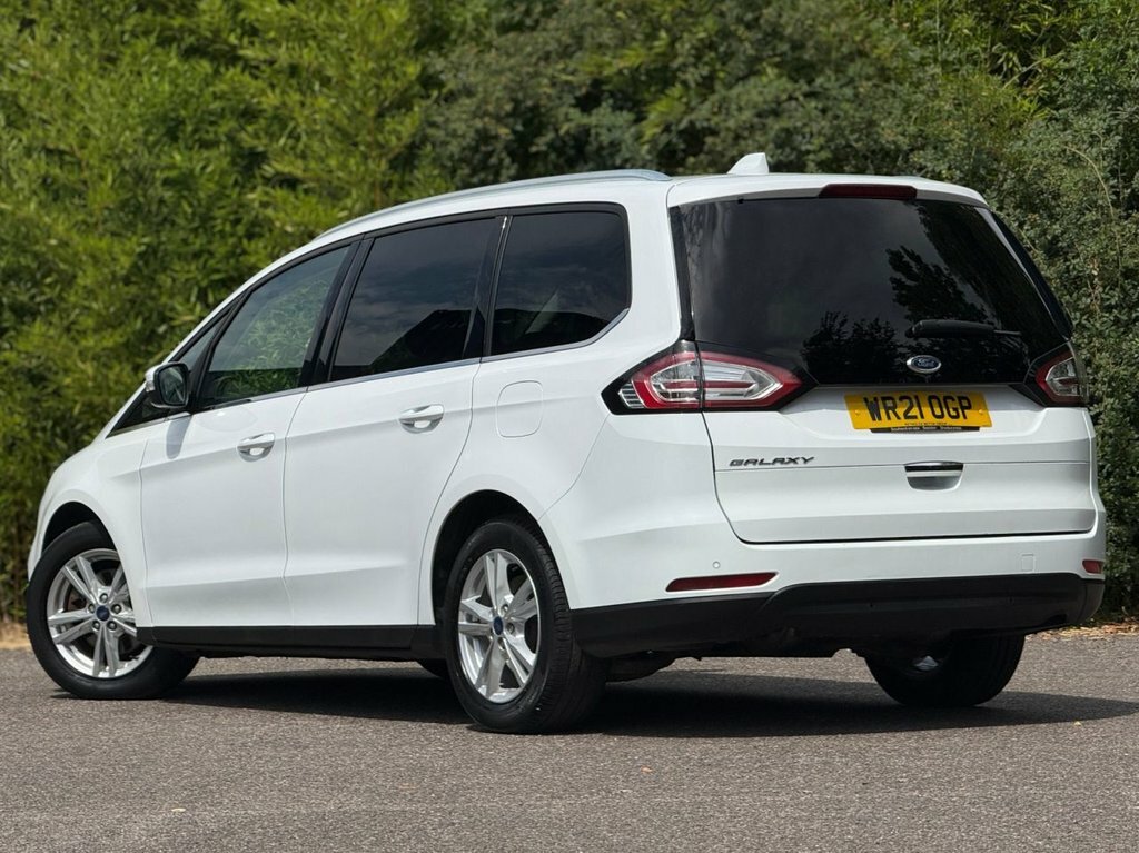 Ford Galaxy 2L Titanium White #2