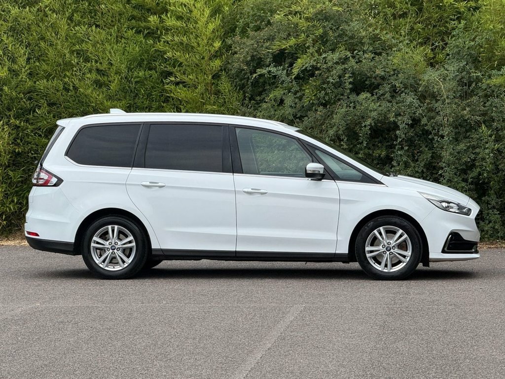 Ford Galaxy 2L Titanium White #3