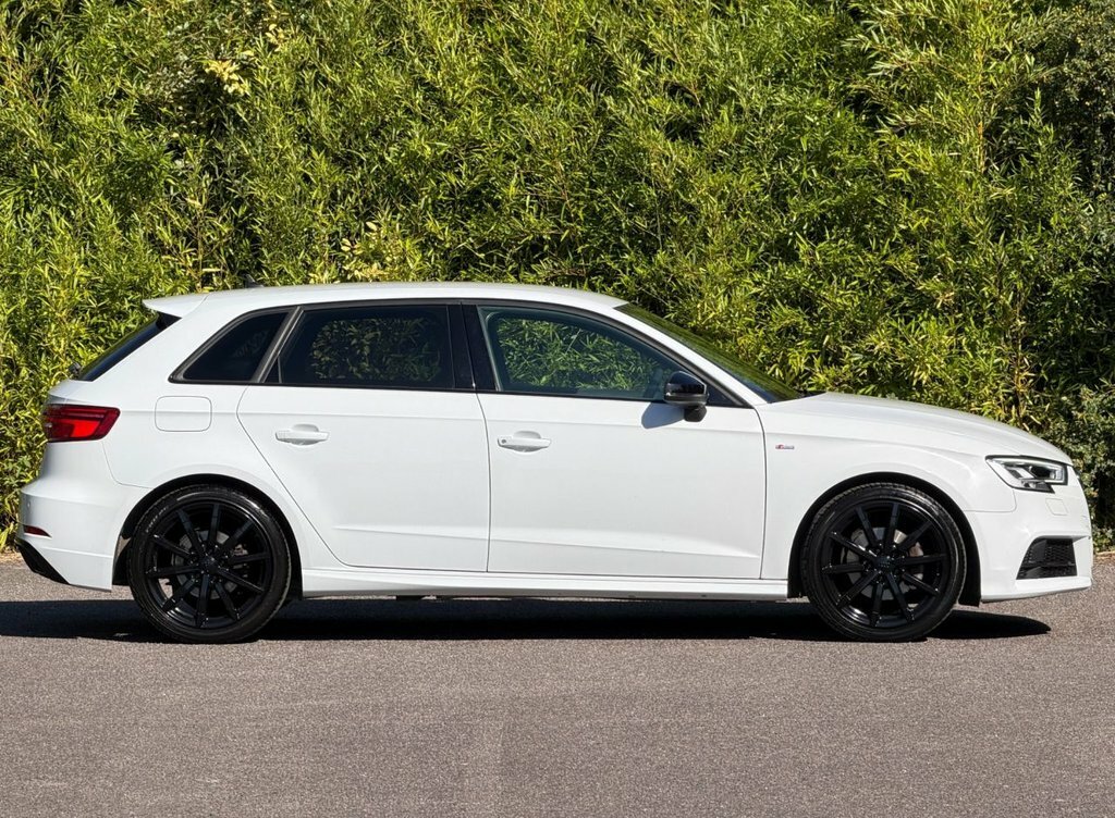 Audi A3 1.5L Black Edition White #3