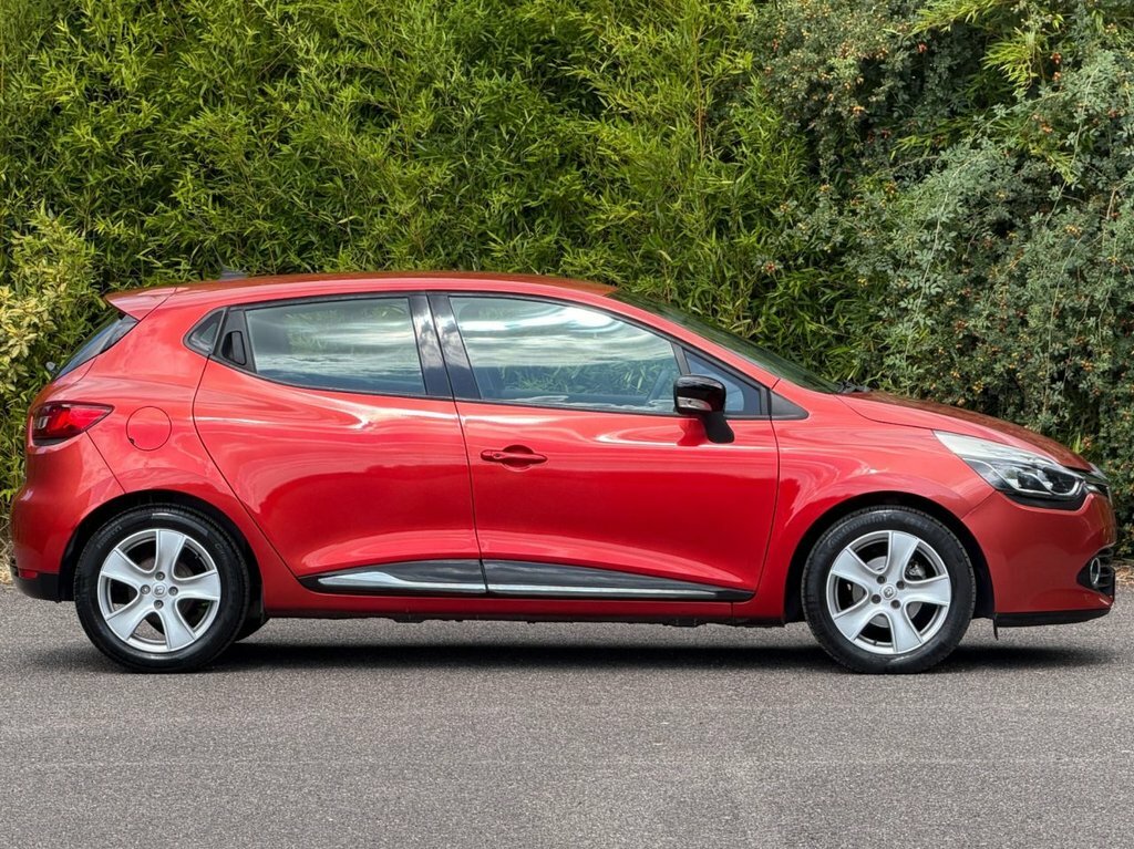 Renault Clio 1.2L Dynamique Medianav Red #3