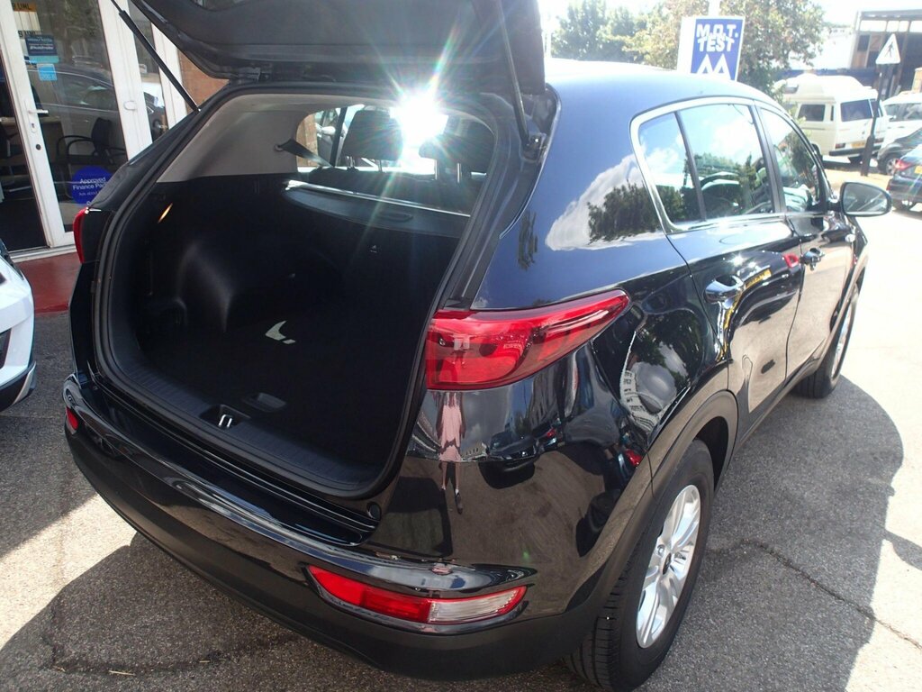 Kia Sportage 1.6 Gdi 1 Euro 6 Ss SJ17RZD Black #4