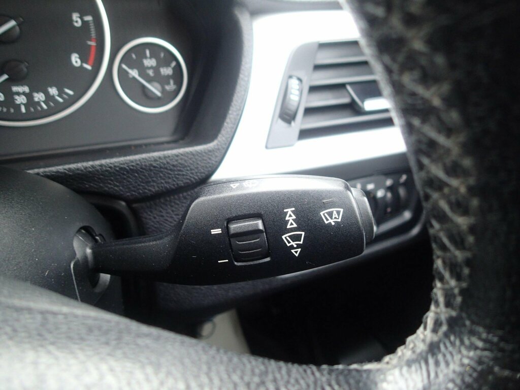BMW 3 Series 2.0 328I Luxury 242 Bhp Silver #23