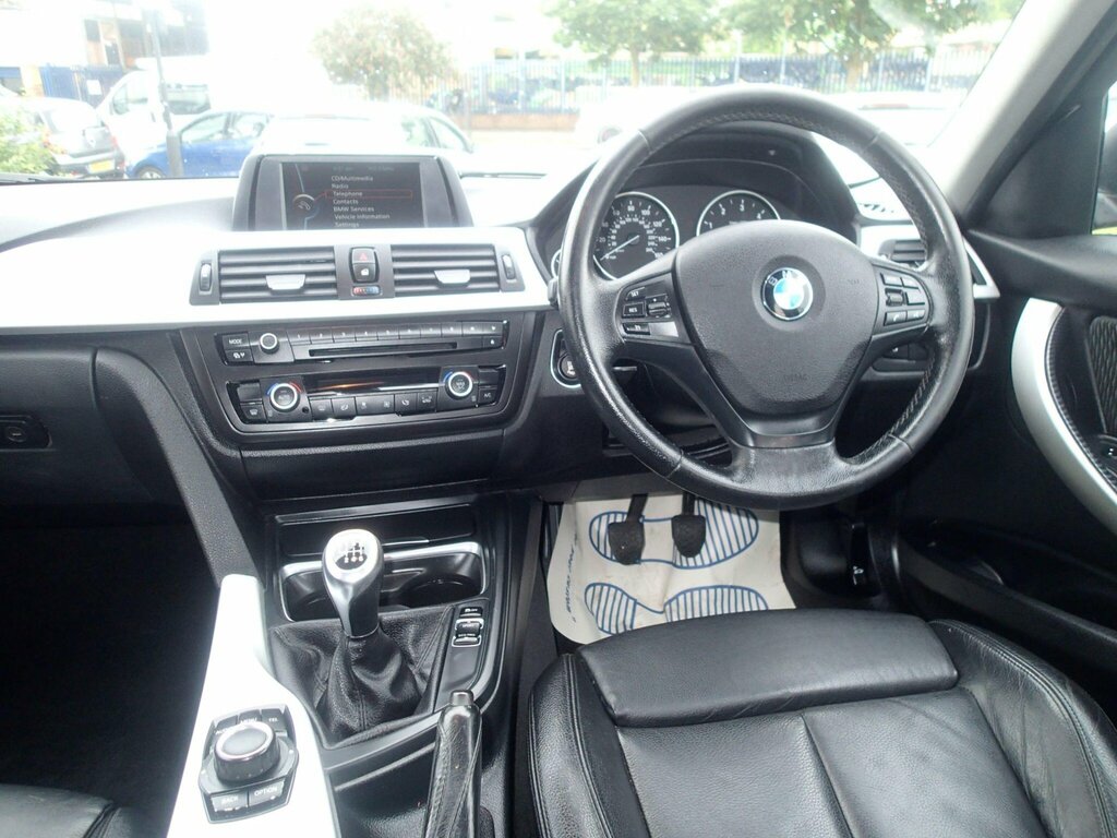 BMW 3 Series 2.0 328I Luxury 242 Bhp Silver #14
