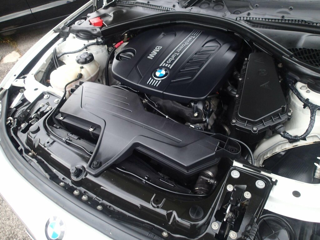 BMW 3 Series 2.0 328I Luxury 242 Bhp Silver #25