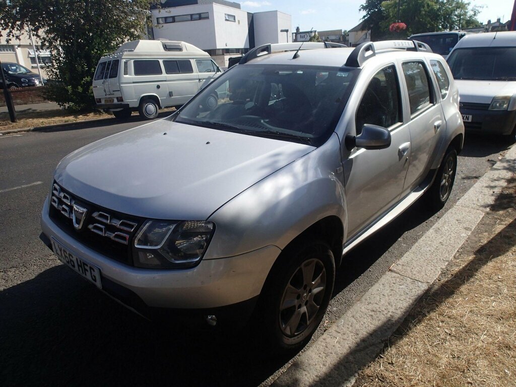 Dacia Duster 1.2 Tce Laureate Euro 6 Ss Silver #2