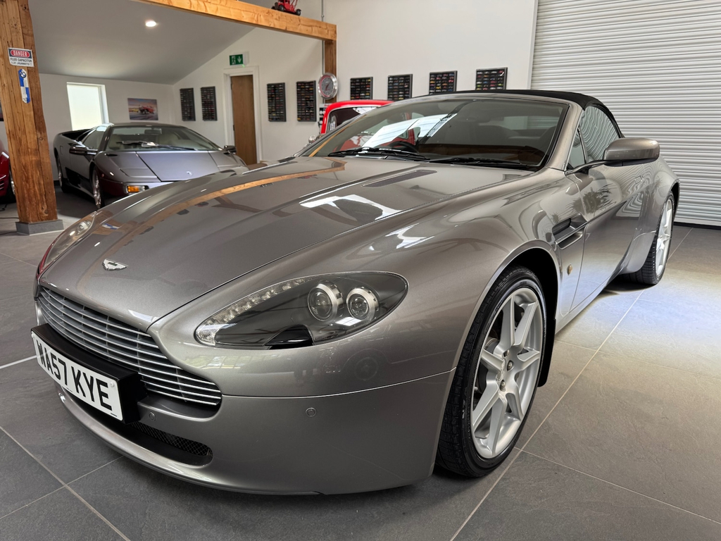 Aston Martin Vantage 4.3 V8 Roadster 380 Bhp Green #22