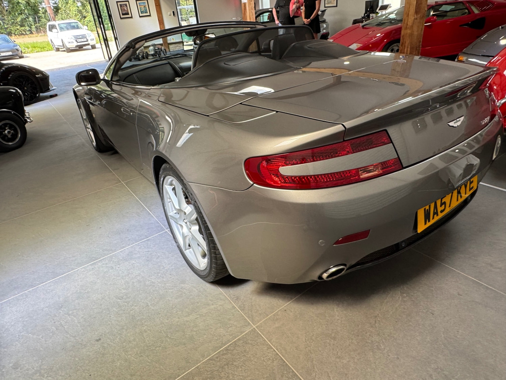 Aston Martin Vantage 4.3 V8 Roadster 380 Bhp Green #19