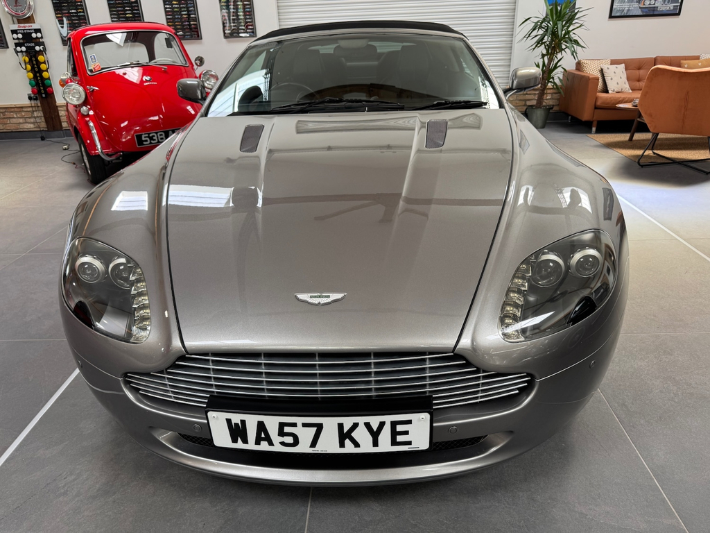 Aston Martin Vantage 4.3 V8 Roadster 380 Bhp Green #25