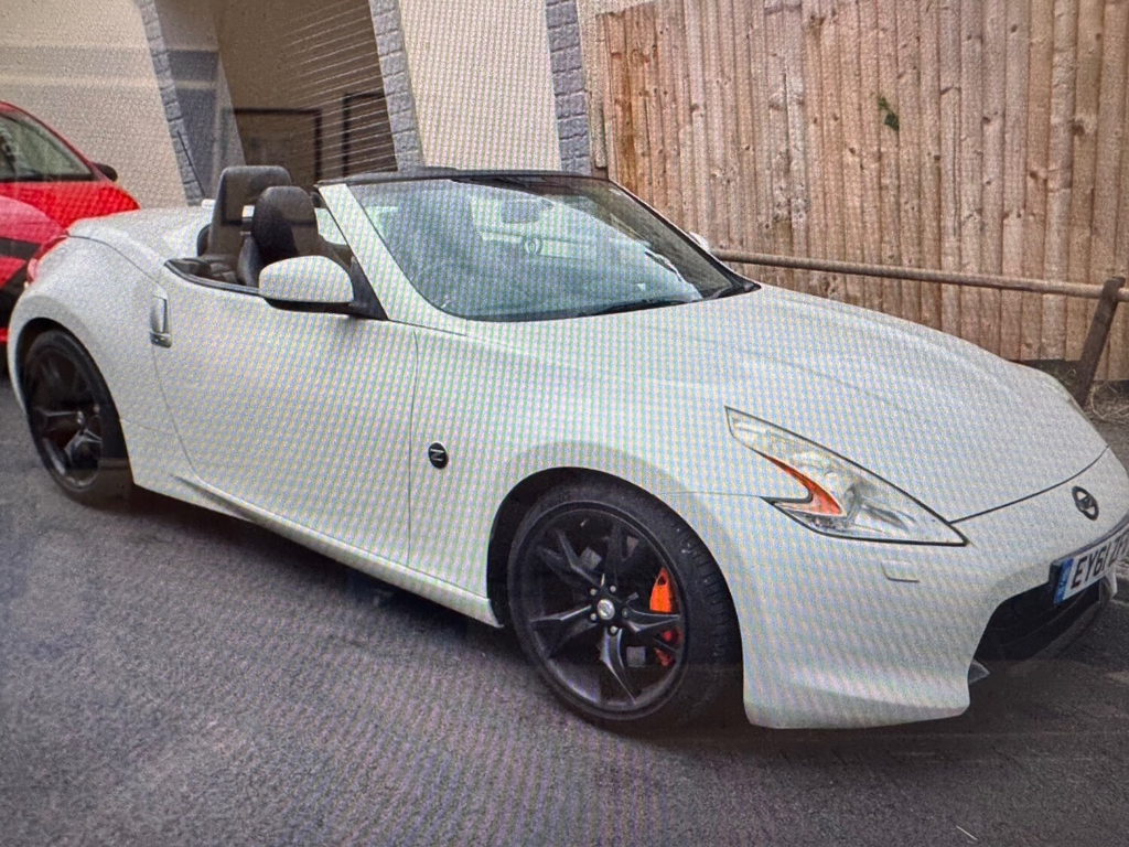 Nissan 370Z 370 Z 3.7 V6 Gt White