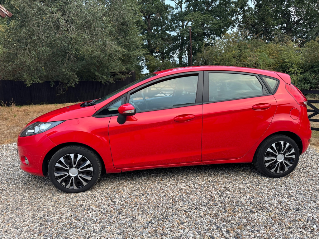 Ford Fiesta 1.25 Edge 82  #4