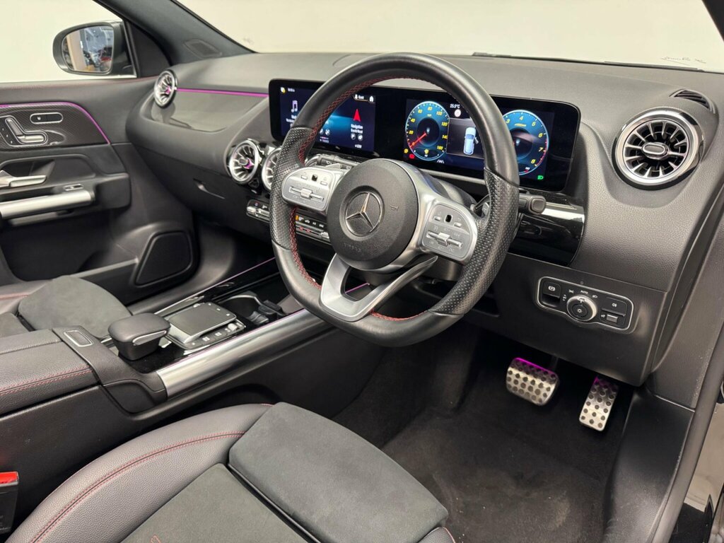 Mercedes-Benz GLA Class 1.3 Gla200 Amg Line Night Edition Premium Plus 7 LR23RWE Black #6