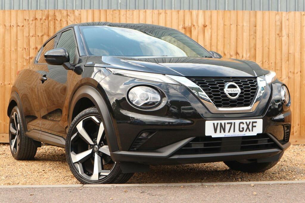 Nissan Juke Suv 1.0 Dig-t Tekna Dct Euro 6 Ss 202 VN71GXF Black