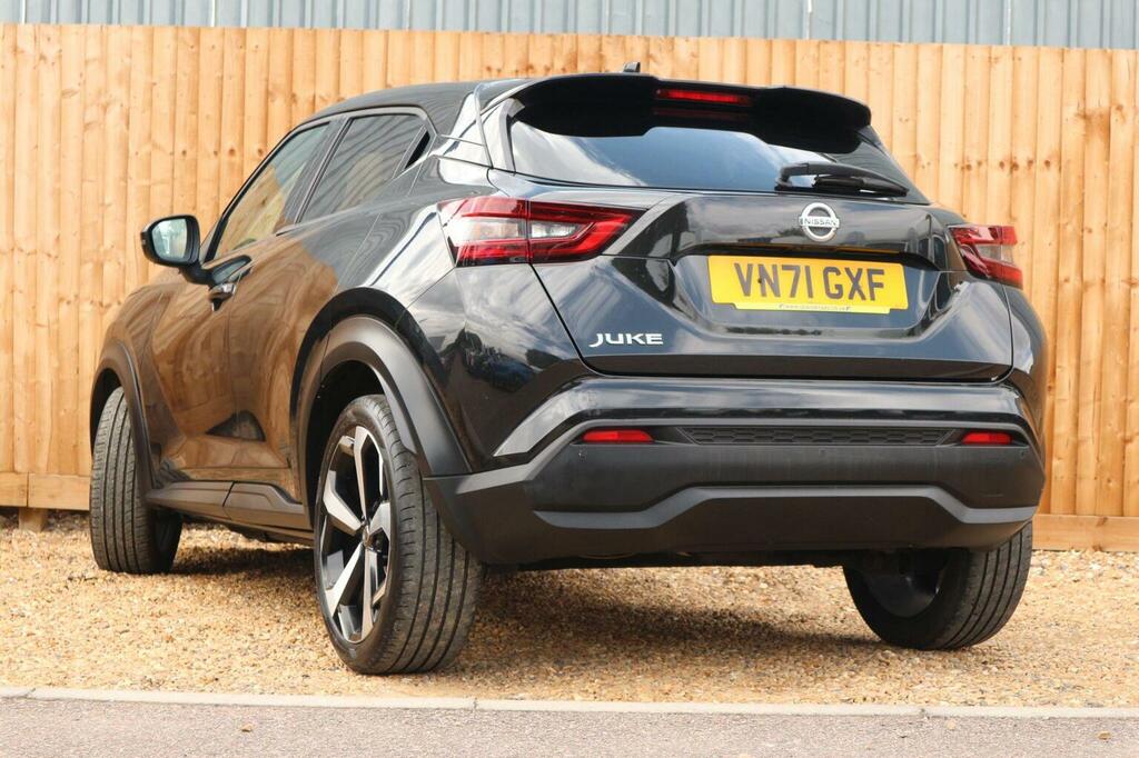 Nissan Juke Suv 1.0 Dig-t Tekna Dct Euro 6 Ss 202 VN71GXF Black #5