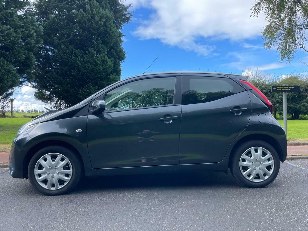 Toyota Aygo 1.0 Vvt-i X-play Euro 6 SW19NDX Grey #6