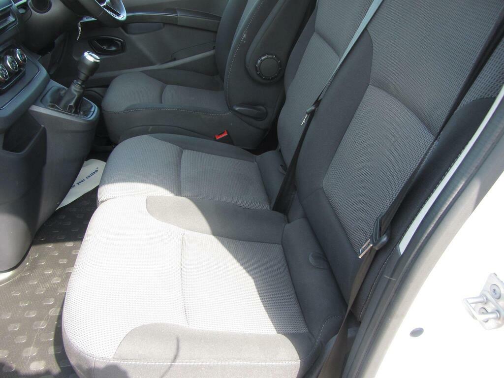 Renault Trafic 2.0 Dci Blue Sl28 Business Panel Van White #5