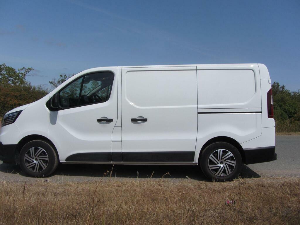 Renault Trafic 2.0 Dci Blue Sl28 Business Panel Van White #4
