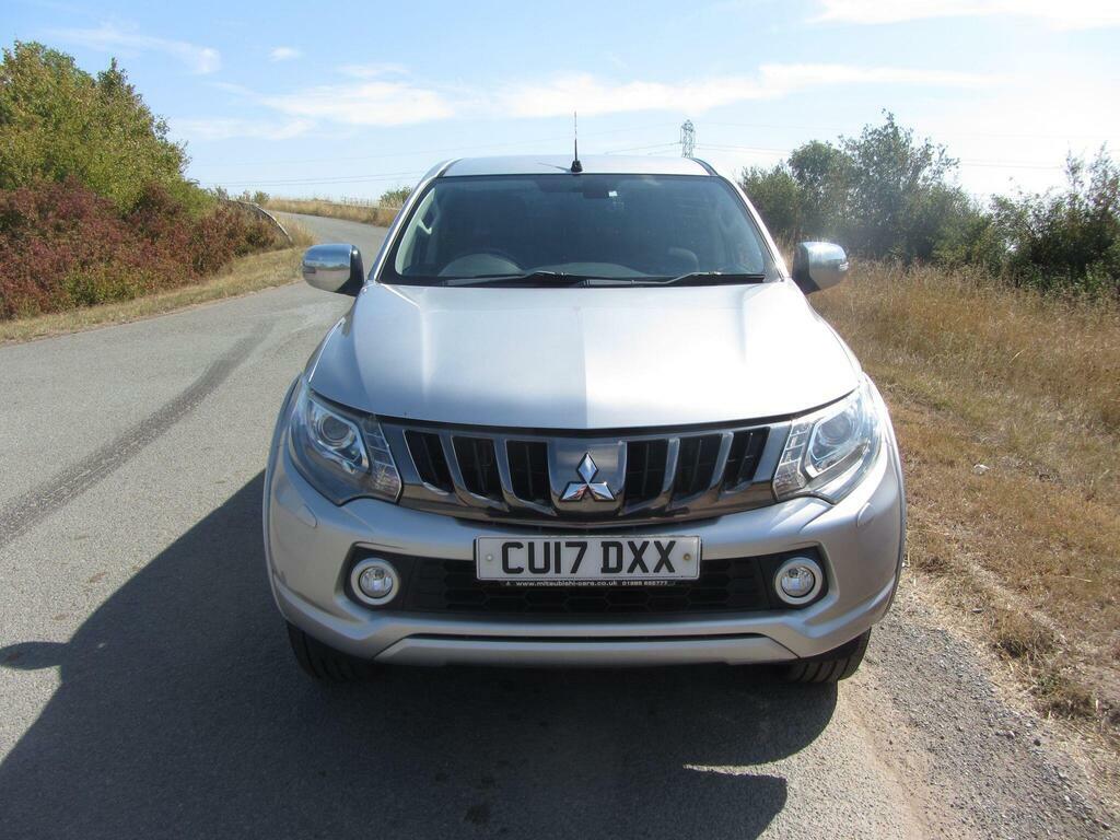 Mitsubishi L200 2.4 Di-d Dc Warrior Pickup Double Cab Silver
