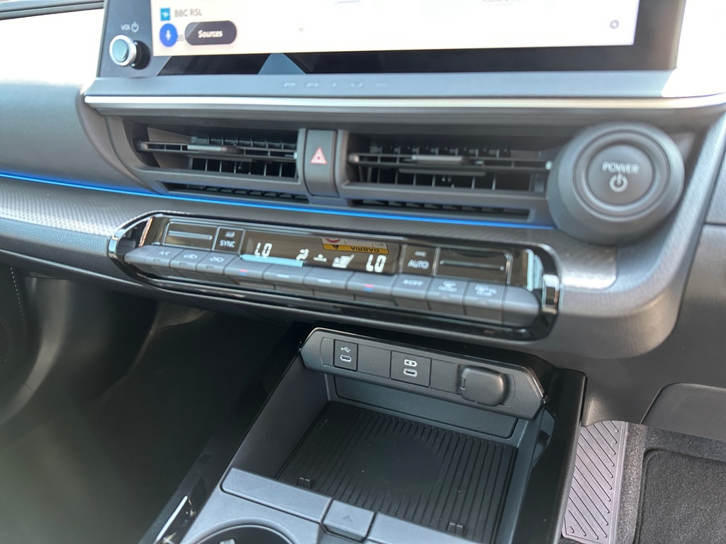 Toyota Prius 2.0 Phev Design Cvt Silver #6