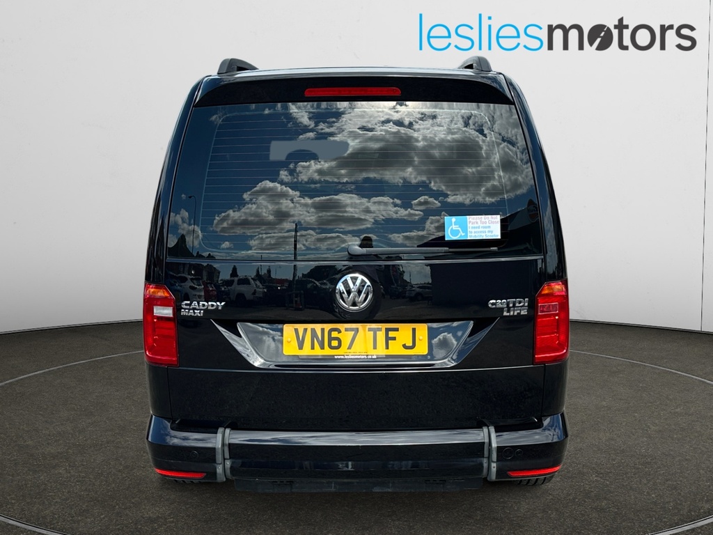 Volkswagen Caddy Maxi Life 2.0 Tdi Black #3
