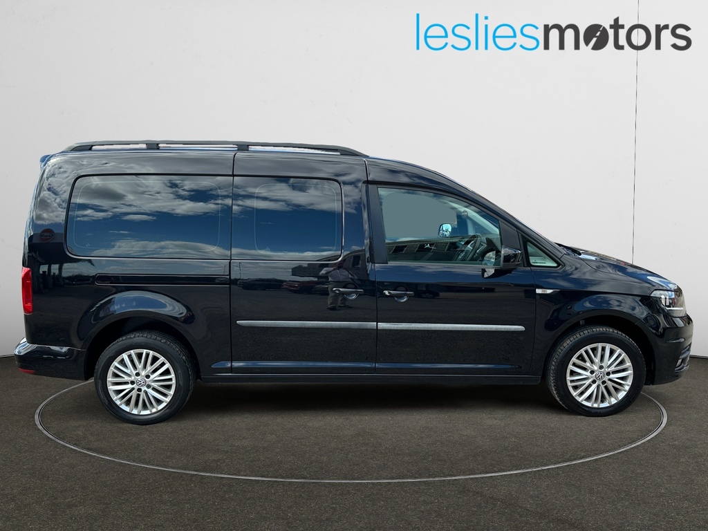 Volkswagen Caddy Maxi Life 2.0 Tdi Black #4